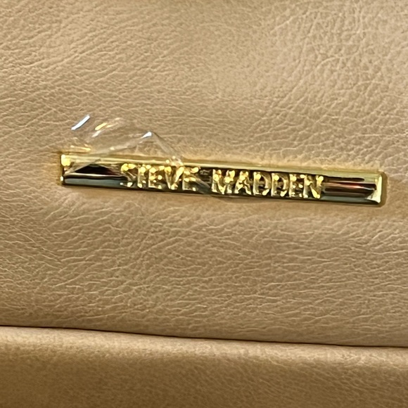 Beautiful beige Steve Madden bag! New with tags! - Picture 6 of 6